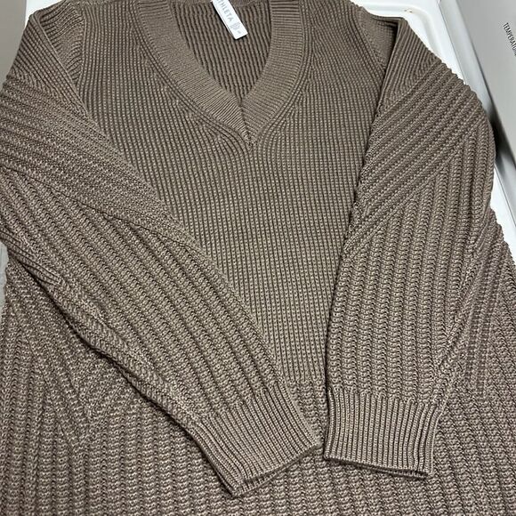 Athleta Repreve Teton V-neck Relaxed Sweater- Small - Picture 12 of 16